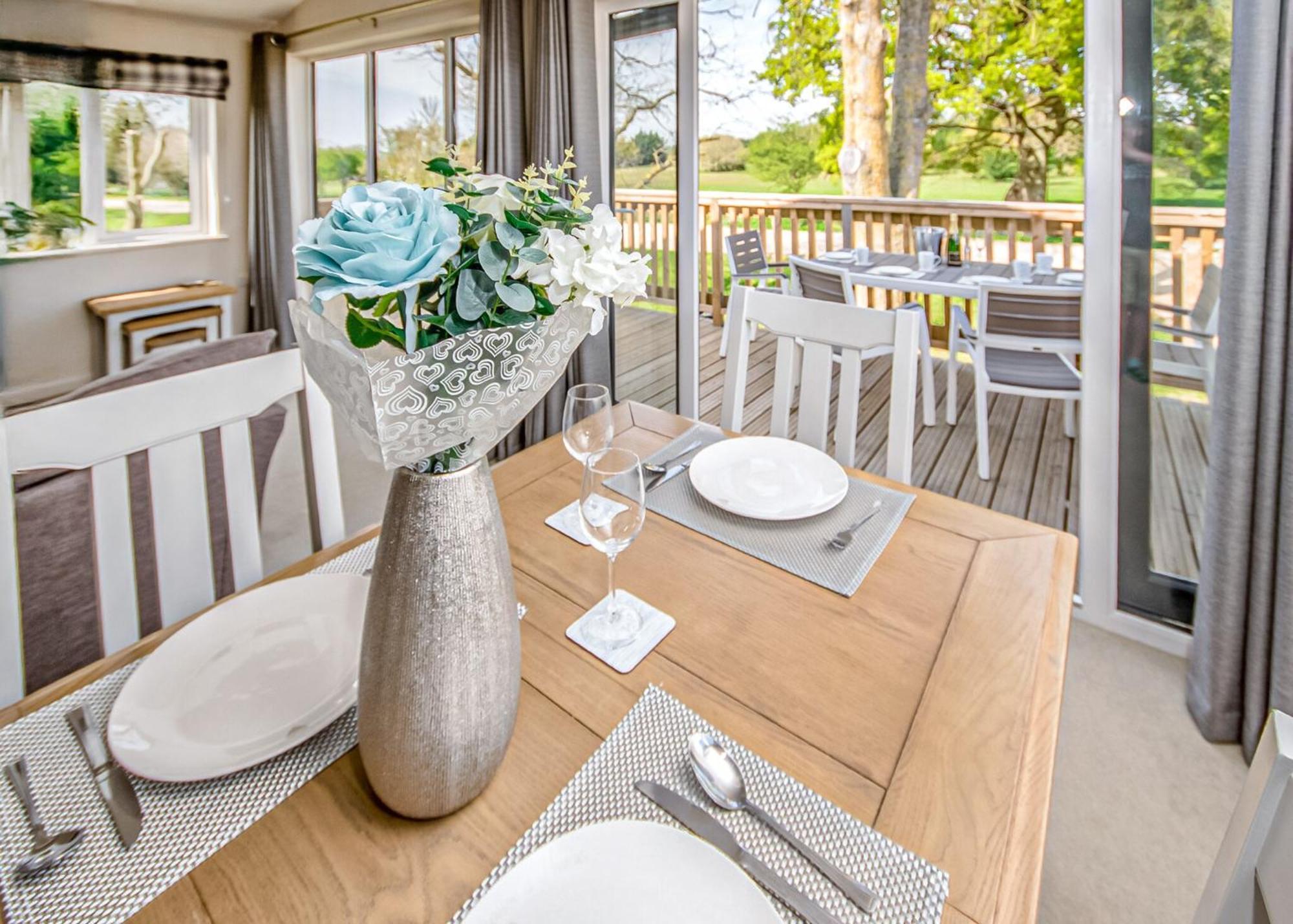 Hawthorn Glen Lodges Даунем-Маркет Номер фото